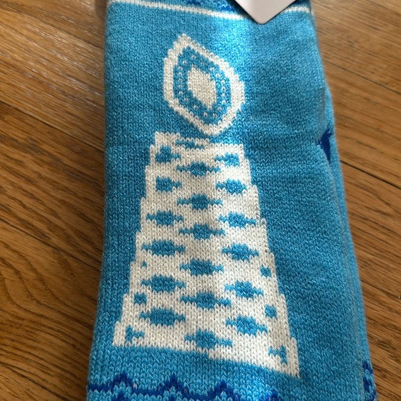 ⭐️ Cozy Moments Hanukkah Sherpa Lined Socks ⭐️ - Picture 3 of 3
